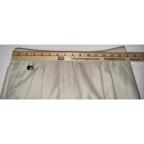 Women's Lizgolf Beige Khaki Shorts Size 6 Preppy Summer Resort Country Club - Picture 8 of 10